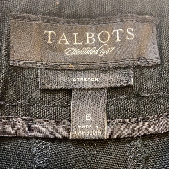 Talbots Classic Fit Cropped Pants - Picture 6 of 7